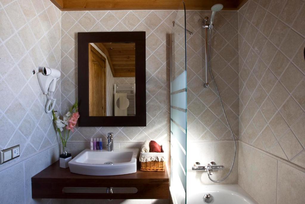Apartaments Els Llacs Bordes d'Envalira Rom bilde